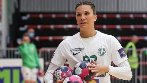 Visszavonul a Fradival bajnokságot és kupát nyert válogatott beállós