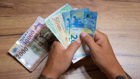 Orbán: Csak idő kérdése és az euró árfolyama benéz 400 forint alá
