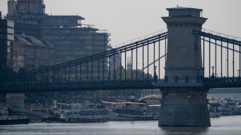 Lezárják a Lánchidat hétvégén