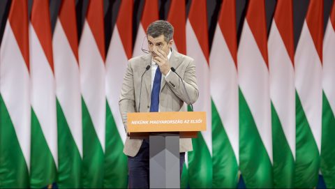 Kocsis Máté arról ír, hogy az ukrán állam lejáratókampányt indít Orbán ellen, Vadai nem érti, ez hogy kerülhetett ki egy zárt ülésről
