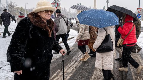 Női nyugdíj: hat jövedelem húzhatná le a nyugdíj összegét, ha nem hagynák figyelmen kívül