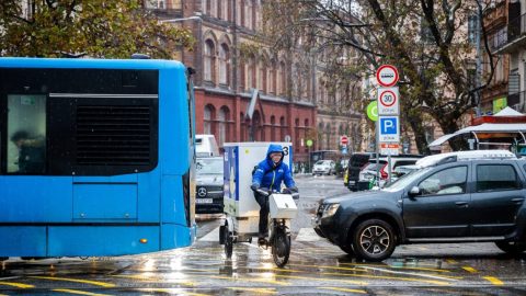 A fagyos hétvége előtt pénteken havazásra figyelmeztetnek
