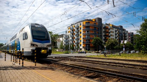 23 ezer tárgyat hagytak el a vonatokon, buszokon tavaly az utasok