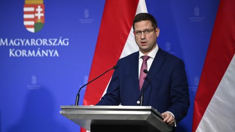 Vége a Kormányinfónak