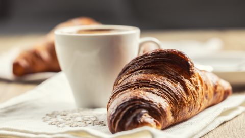 Keddi friss hírek, forgalom, időjárás – Reggeli pakk