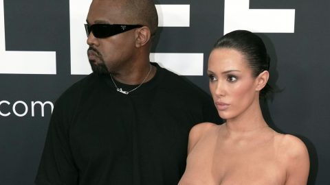 Nem kell jogi következményekkel számolnia Bianca Censorinak, miután semmit sem viselt a Grammy-gálán egy teljesen átlátszó ruhán kívül