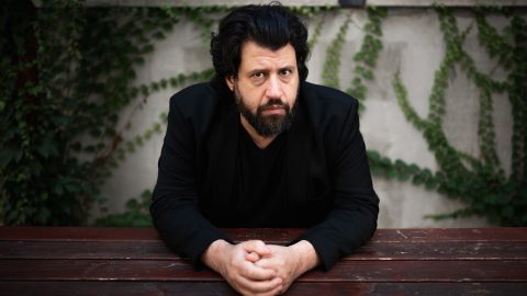 Puzsér: Bizarr látványt nyújt Magyar Péter, amint megretten Rogán Antaltól