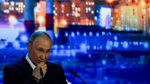 Putyin: Csak első pillantásra lehet meglepő a Grönlandra vonatkozó amerikai igény