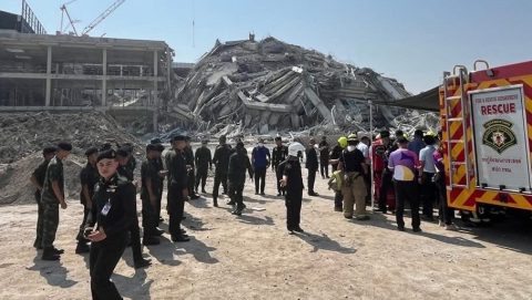 Mianmari földrengés: több régióban rendkívüli állapotot hirdettek, Bangkokban 90 ember lehet a romok alatt