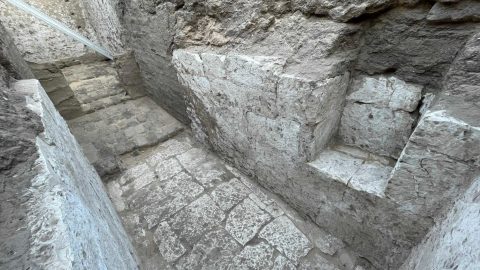 Ismeretlen fáraó sírját fedezték fel Egyiptomban