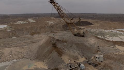 Bloomberg: vinnék az ukrán ásványvagyon felét az amerikaiak, akik négy százalékos kamatot is felszámolnak