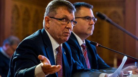 Hűtlen kezelés gyanúja miatt nyomoz a rendőrség az MNB-alapítványok ügyében