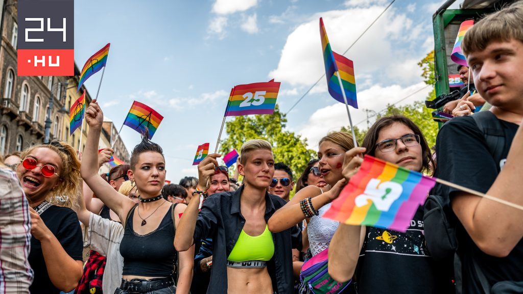 Módosító javaslatot adtak be: maximum egy hónappal előre lehet majd bejelenteni a tüntetéseket