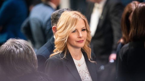 Törölték Várkonyi Andrea családi cégét