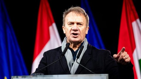 Az utolsó időközi parlamenti választást tartják 2026 előtt