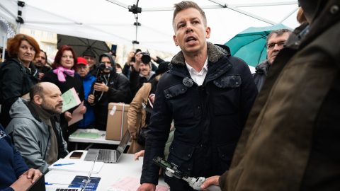 Magyar Péter: Egy nap alatt több mint százezren szavaztak a Tisza konzultációján 