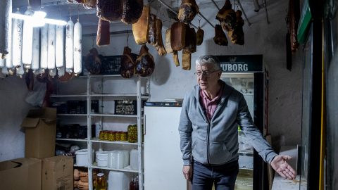 „Maga szerint tudok olyan mondatot mondani, amitől meglepődnek az emberek?” – elkísértük Gyurcsány Ferencet a lakóautós országjárására