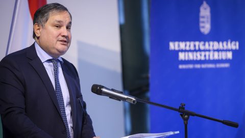 Nagy Márton „érdemi, önkéntes” árcsökkentést vár el a kiskereskedelmi láncoktól