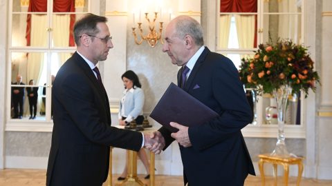 Letette a hivatali esküt Varga Mihály, a jegybank új elnöke