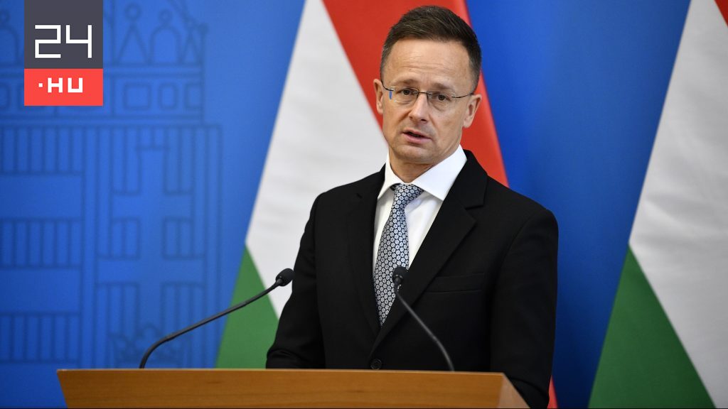 Szijjártó Péter: Parancsba adták Magyar Péternek, hogy elő kell állítania egy olyan eredményt, miszerint a magyar emberek támogatják Ukrajna uniós csatlakozását