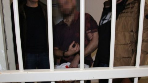 Vakságra hivatkozva akar szabadulni a börtönből az encsencsi asszonyok gyilkosa, akire tényleges életfogytiglant kértek