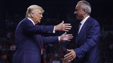 Trump ezredszer is felülvizsgáltatja az autizmus és az oltások közötti kapcsolatot