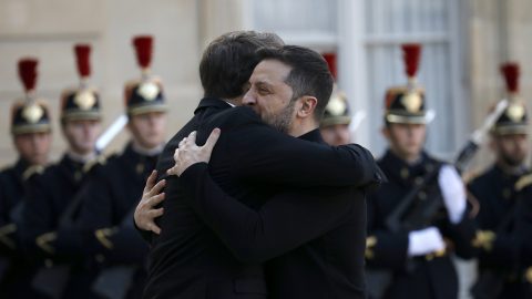 Égi spirál, pajzsvirág és elnöki ölelés a hét legizgalmasabb képein