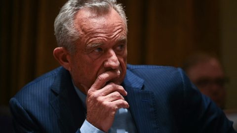 Az amerikai egészségügyi miniszter hagyná tombolni a madárinfluenzát