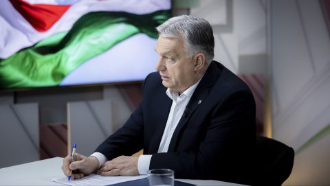 Most történik meg az, hogy a magyar gazdasági rendszert családközpontúvá tesszük