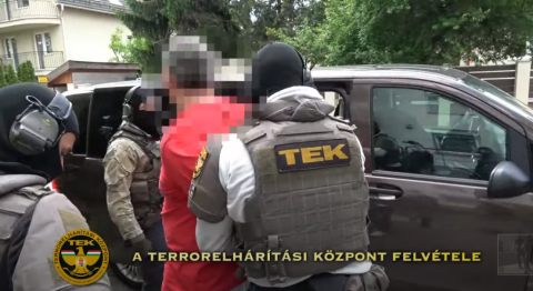 Felmentették Tasnádi Pétert és társait az önbíráskodás vádja alól