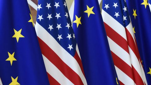 Megvan, mikor érkeznek a válaszlépések Trump kereskedelmi vámjaira