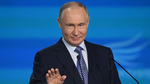Úgy tűnik, hogy Putyin tárgyalna Zelenszkijvel