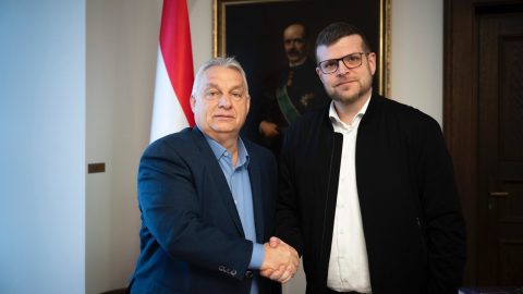 Orbán Viktor lecserélte Hende Csabát, be is jelentették az utódját