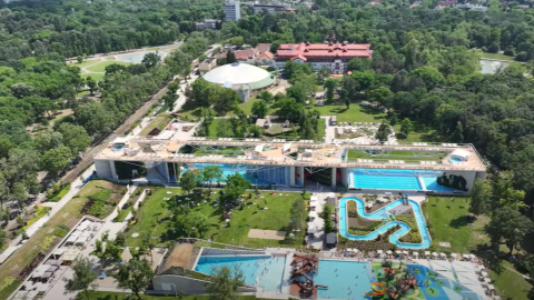 Hamarosan megnyit az ország legegyedibb termálstrandja