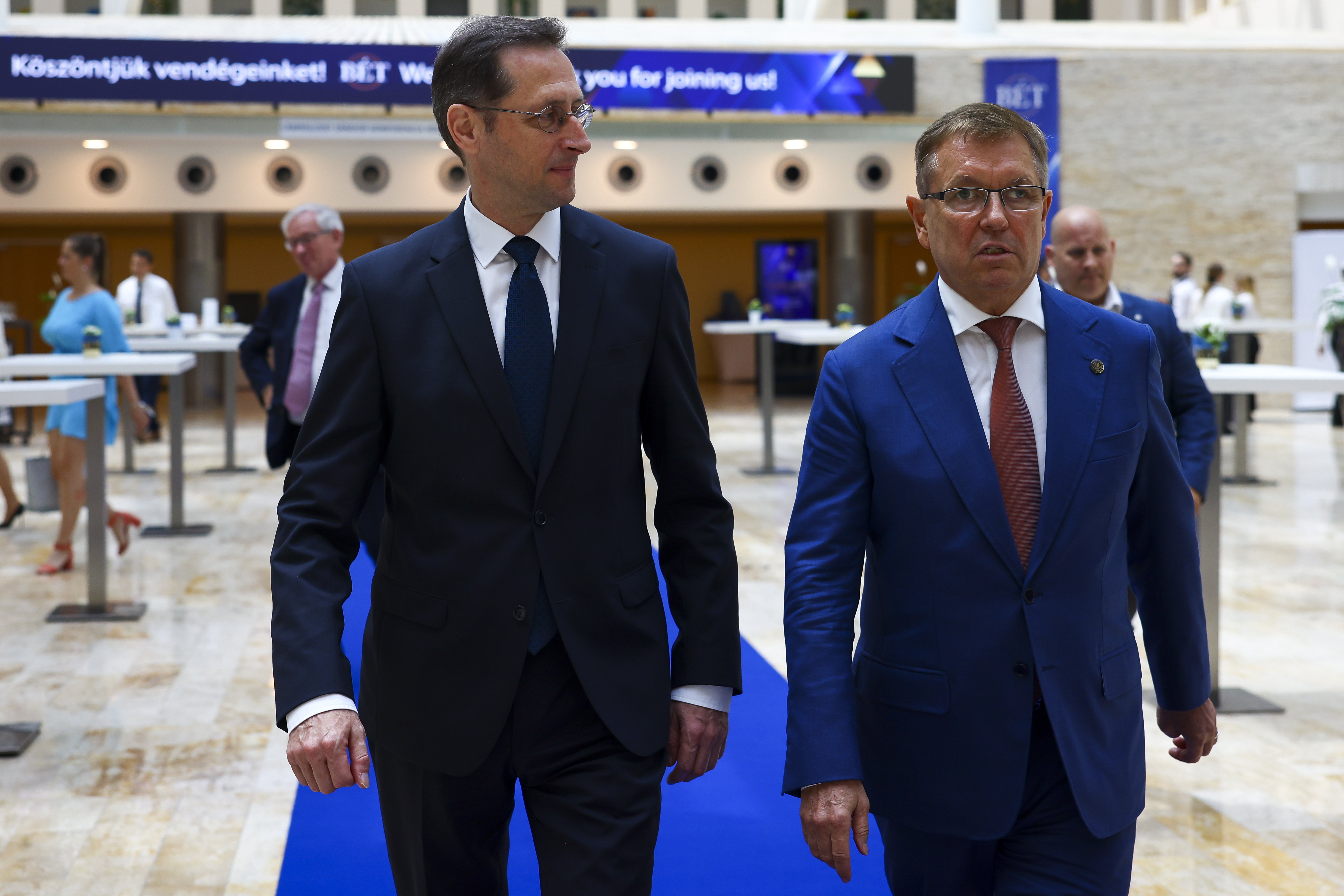 Az MNB-alapítvány eltűnt milliárdjai: bűnszervezetnél tíz év az irányadó büntetés 1
