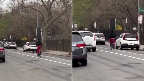 Videón, ahogy biciklin visz valaki egy hűtőszekrényt – de nem ez a legfurább a módszerben