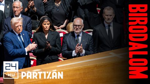 Birodalom: Hány hadosztálya lesz a pápának?