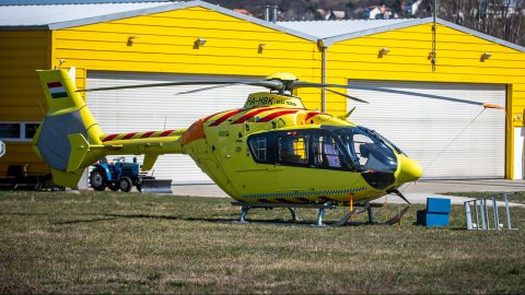 Lezuhant egy gyerek az esztergomi várfalról