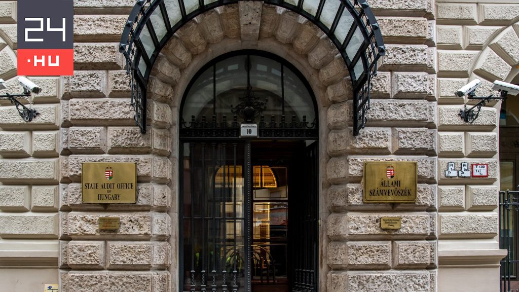 Visszaszólt az ÁSZ „a valamiért az MNB alapítvány ügyeinek szakértőjeként nyilatkozó” Matolcsy Ádámnak