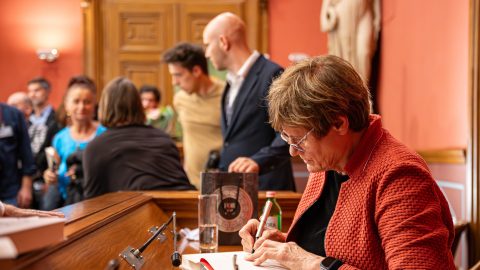 Kamu interjú jelent meg Karikó Katalinnal a székrekedés veszélyeiről