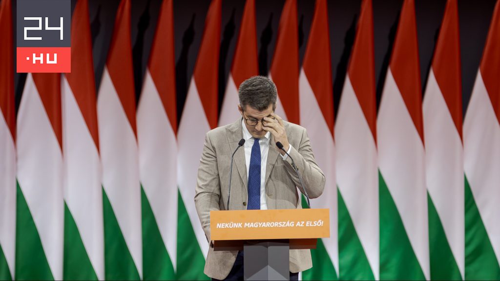 Kocsis Máté szerint ázsiai lájkolók támadták meg a petíciót népszerűsítő posztját