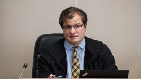 Vagyonvisszaszerzési eljárást szorgalmaznak a minisztériumokon átívelő korrupciós ügy kulcsfigurájával szemben
