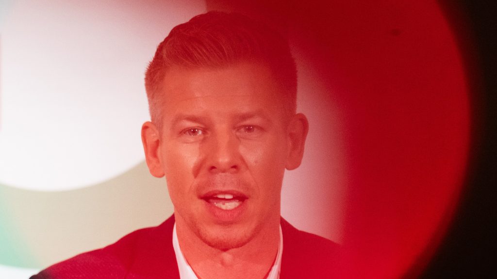 Magyar Péter a fideszes képviselő fiánál talált drogról posztolt