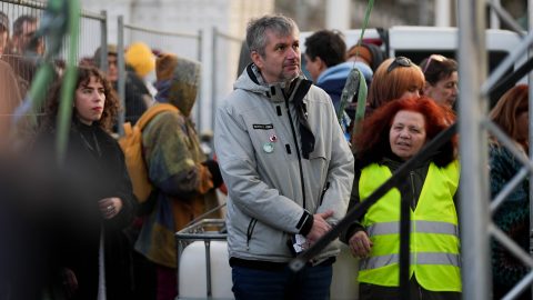 Megint az Erzsébet hídon Hadházy Ákosék