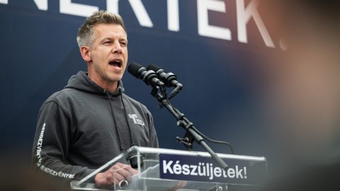 Magyar a Szózat soraival válaszolt Orbánnak, aki a Himnuszban lévő balsorshoz hasonlította ellenfeleit