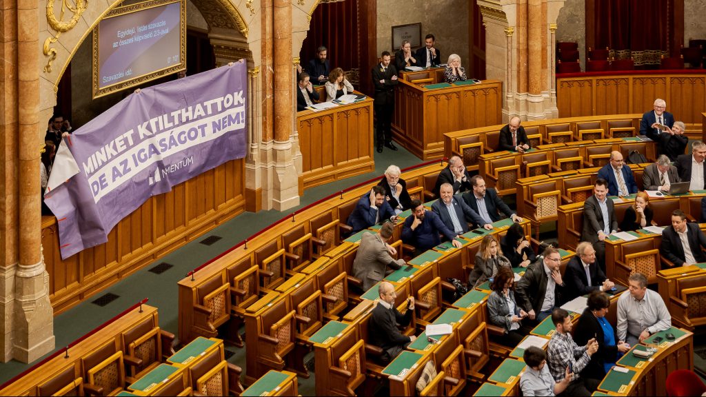 Kövér László 11 millióra büntetett egy momentumos képviselőt