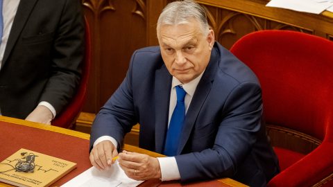 MNB: Sokba kerül az anyák adómentessége