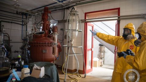 Csepeli droglabor: Bűnügyi felügyeletbe került a vegyész