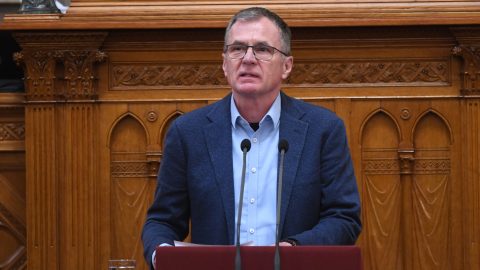 Komoly reakciót emleget a Kutya Párt tüntetése után a fideszes drogügyi biztos
