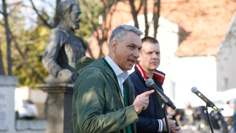 Lázár János a Tisza Párt elnökéről: Csak a nevében Magyar